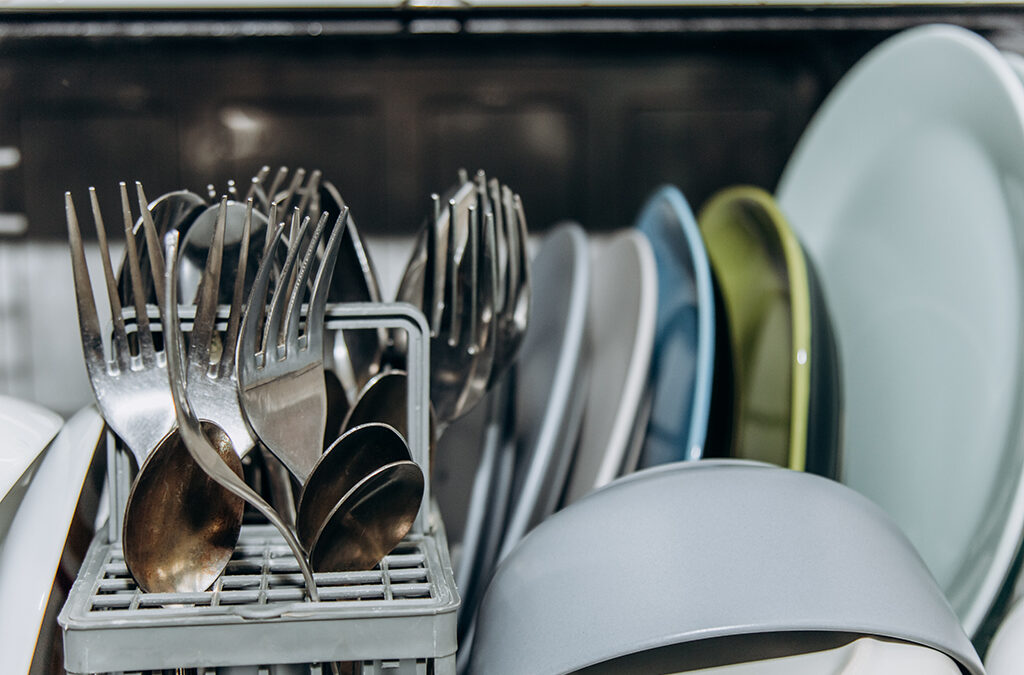 Keeping Your Workplace Clean Will Keep It Happy