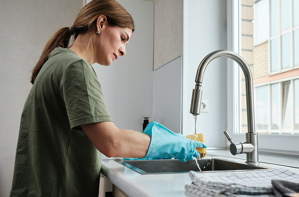 The Health Benefits of Regular Home Cleaning